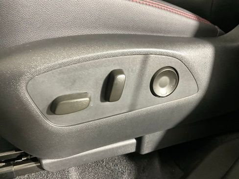 Used 2024 Chevrolet Traverse RS w/ LPO, Floor Liner Package image 30