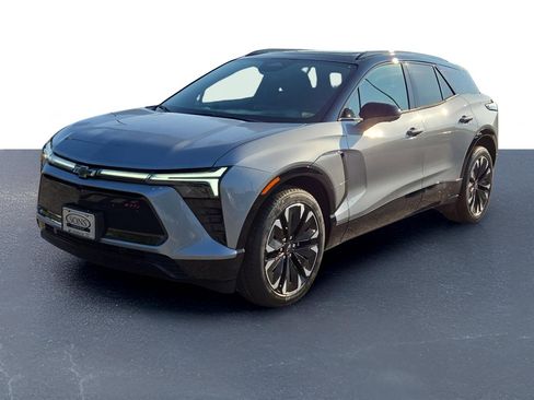 New 2025 Chevrolet Blazer EV RS image 1