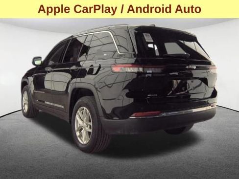 Used 2023 Jeep Grand Cherokee Laredo w/ Trailer Tow Prep Group (B) image 8