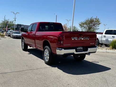 New 2026 RAM 2500 Laramie AWD/4WD image 4