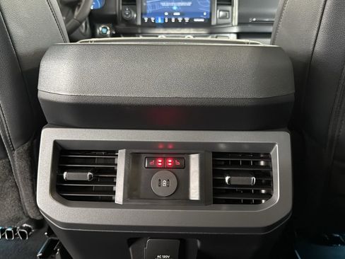 Certified 2025 Ford F250 Lariat w/ Lariat Ultimate Package image 29