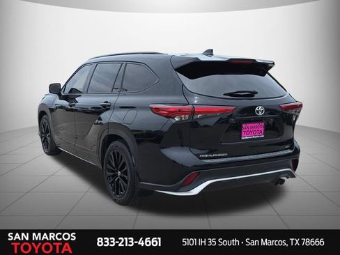 Used 2023 Toyota Highlander XSE FWD image 7