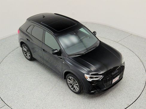 Used 2023 Audi Q3 2.0T Premium w/ Black Optic Sport Package AWD/4WD image 24
