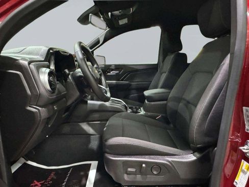 Used 2024 Chevrolet Colorado LT w/ LT Convenience Package II image 25