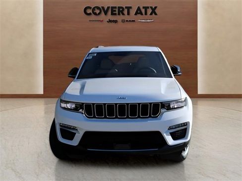 New 2025 Jeep Grand Cherokee Limited image 8