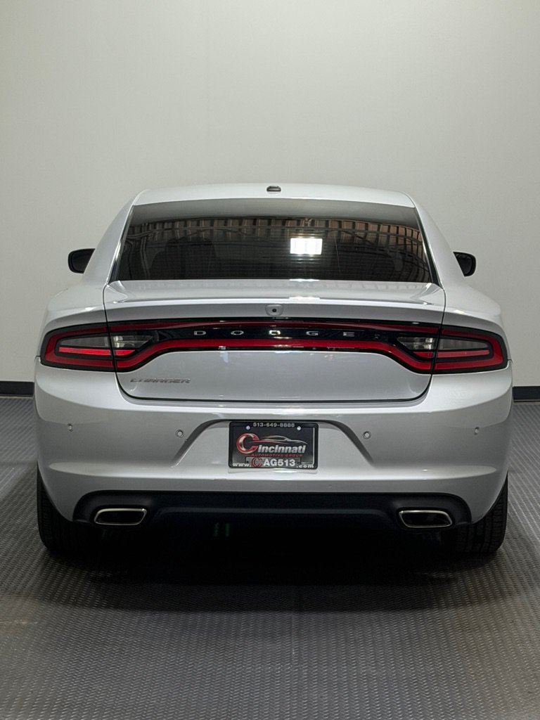 Used 2020 Dodge Charger SXT RWD image 6