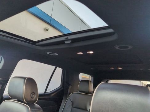 Certified 2023 Chevrolet Traverse Premier image 19
