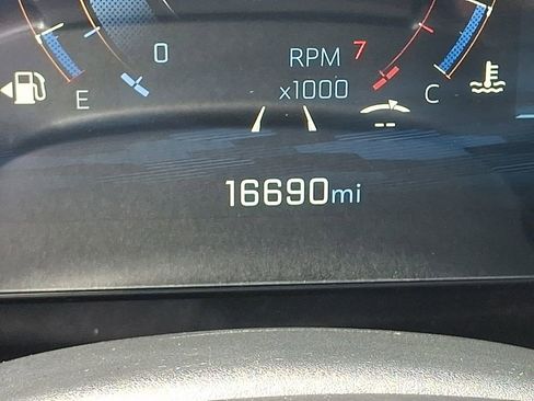 Used 2025 Chevrolet Equinox LT AWD/4WD image 20