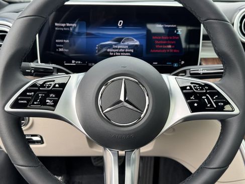 New 2025 Mercedes-Benz C 300 Sedan image 11