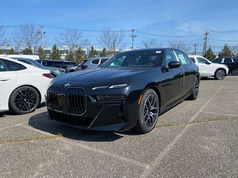 New 2026 BMW 740i xDrive w/ Premium Package AWD/4WD image 1
