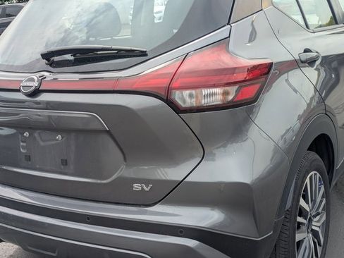 Used 2024 Nissan Kicks SV image 4