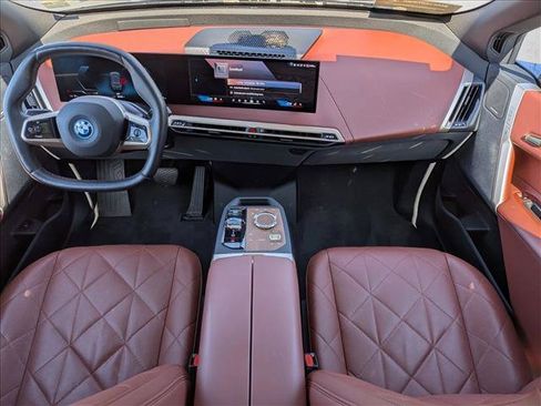 Used 2024 BMW iX xDrive50 w/ Sport Package AWD/4WD image 19