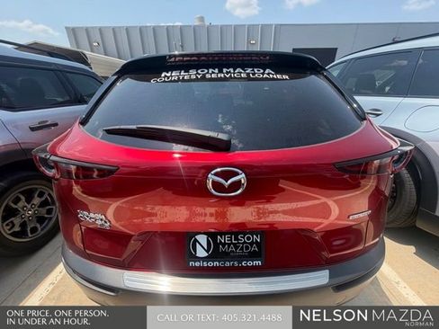 Used 2025 MAZDA CX-30 AWD 2.5 S w/ Preferred Package image 7