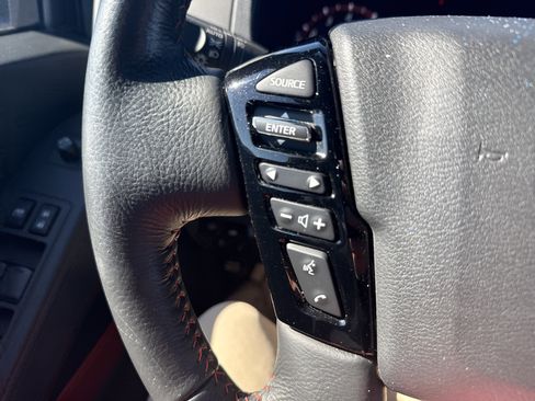 Used 2024 Nissan Frontier PRO-4X w/ Pro Convenience Package AWD/4WD image 18