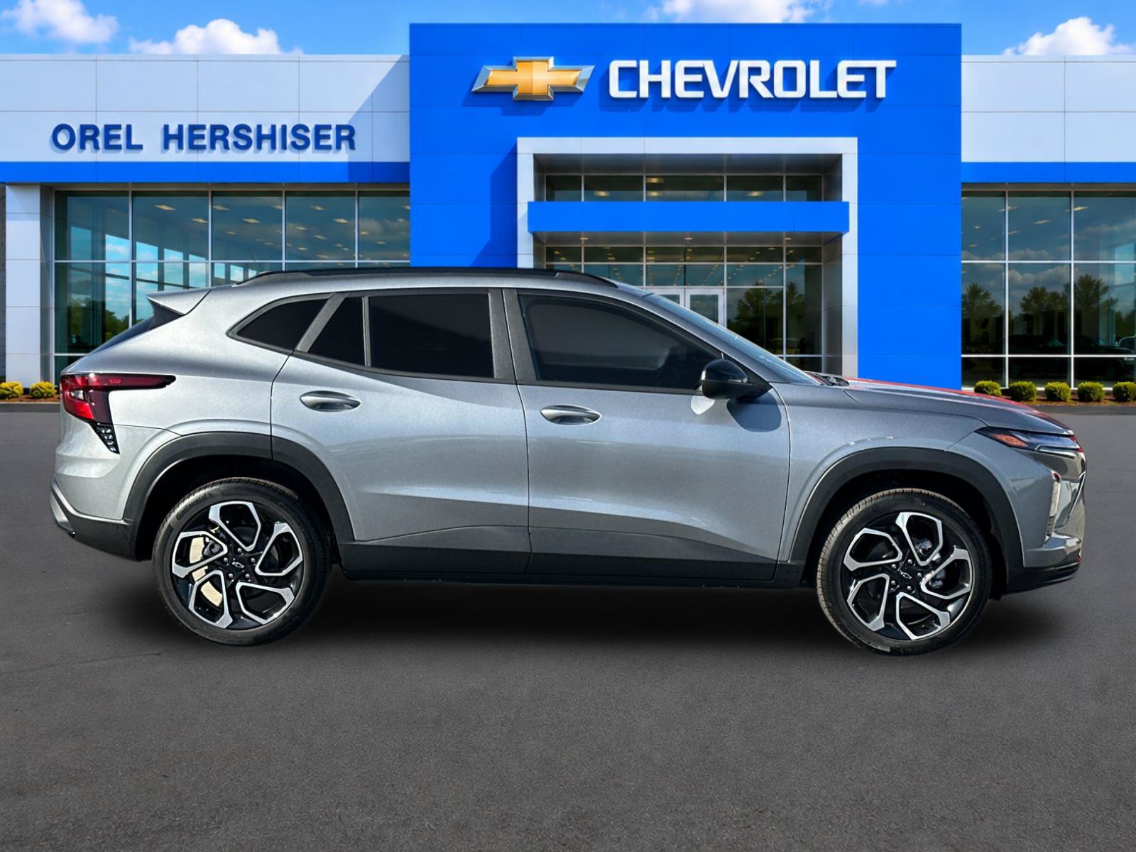 New 2026 Chevrolet Trax RS w/ Driver Confidence Package FWD image 3