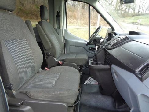 Used 2019 Ford Transit 350 XLT image 22