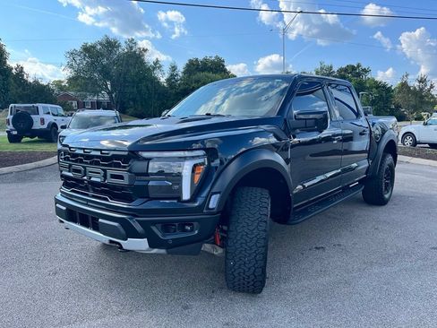 Used 2026 Ford F150 Raptor AWD/4WD image 3