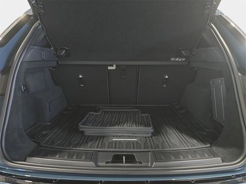 Used 2026 Land Rover Range Rover Evoque S image 29