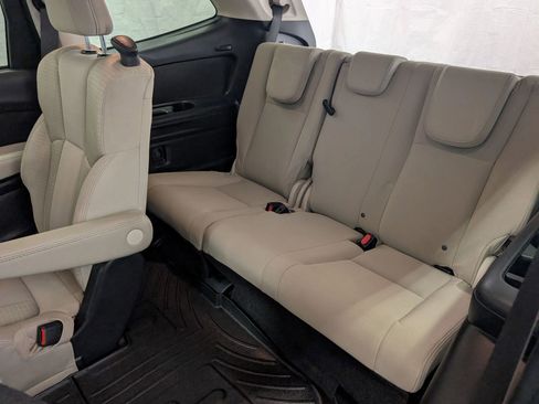 Used 2019 Subaru Ascent Premium image 30