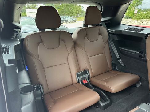 Certified 2023 Volvo XC90 B6 Core w/ Climate Package image 13