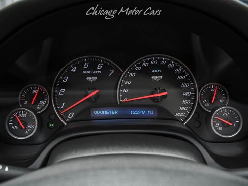 Used 2013 Chevrolet Corvette 427 w/ 1SB Preferred Equipment Group RWD image 13