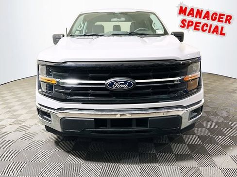 Used 2025 Ford F150 XLT w/ Equipment Group 301A Standard RWD image 3