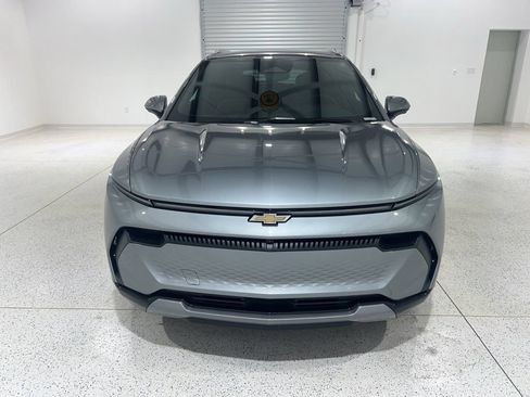 New 2026 Chevrolet Equinox EV LT w/ Convenience Package II FWD image 8