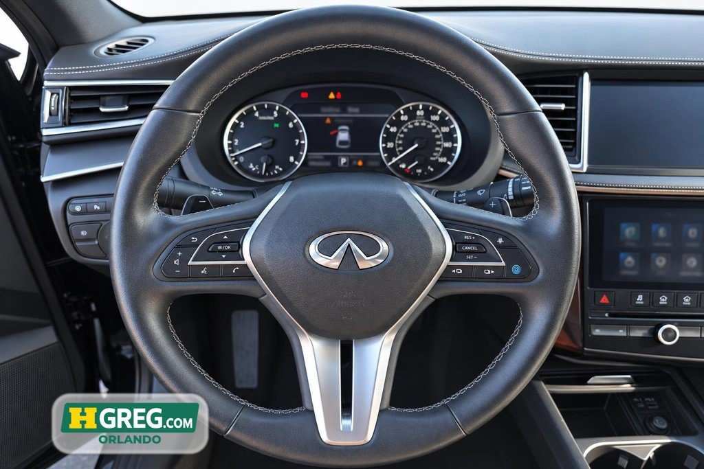 Used 2023 INFINITI QX55 Luxe w/ Cargo Package AWD/4WD image 13