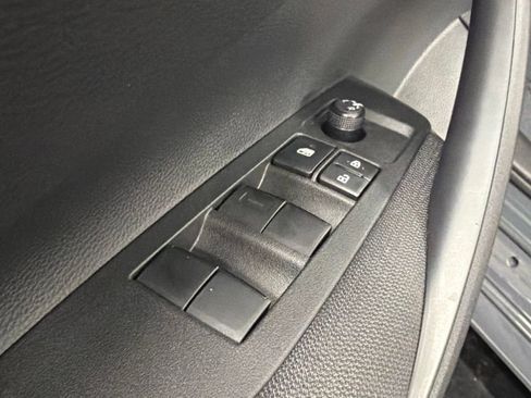 Used 2026 Toyota Corolla LE FWD image 20
