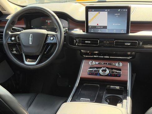 Used 2023 Lincoln Aviator Reserve w/ Equipment Group 201A AWD/4WD image 13