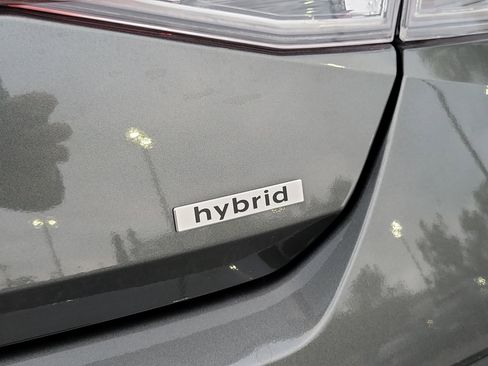 Used 2025 Hyundai Elantra SEL FWD image 11