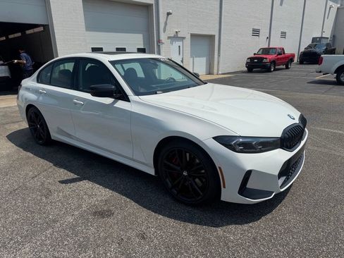 Used 2023 BMW 330i xDrive Sedan w/ M Sport Package AWD/4WD image 7