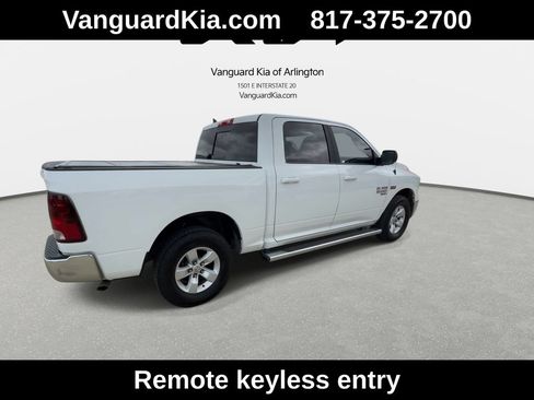 Used 2021 RAM 1500 Classic SLT w/ Luxury Group AWD/4WD image 9
