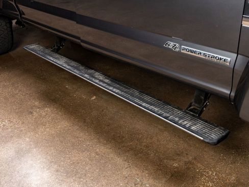 Used 2022 Ford F450 Platinum w/ FX4 Off-Road Package image 12