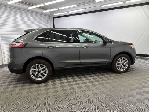 Used 2024 Toyota RAV4 XSE w/ Weather Package AWD/4WD image 39