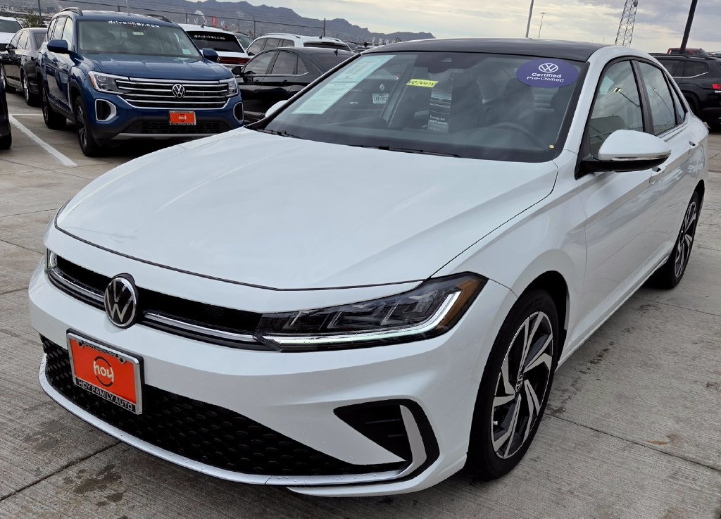 Certified 2026 Volkswagen Jetta SEL FWD image 2