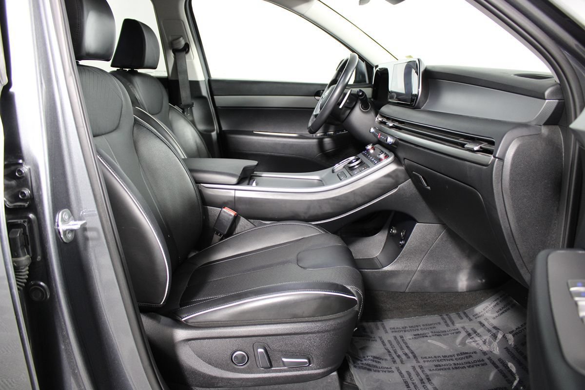Used 2025 Hyundai Palisade SEL FWD image 22