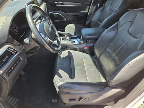 Certified 2022 Kia Telluride EX w/ EX Premium Package AWD/4WD image 11