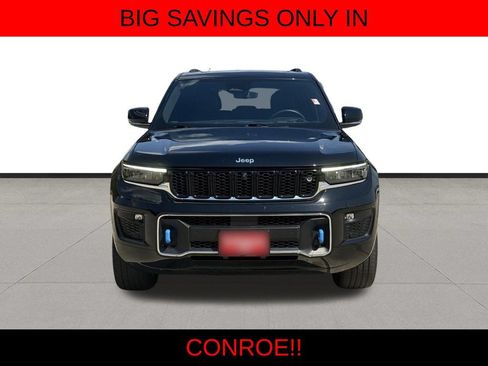 Used 2024 Jeep Grand Cherokee Overland w/ Advanced Protech Group III AWD/4WD image 2