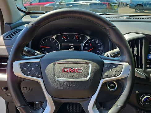 Used 2021 GMC Terrain SLT AWD/4WD image 18
