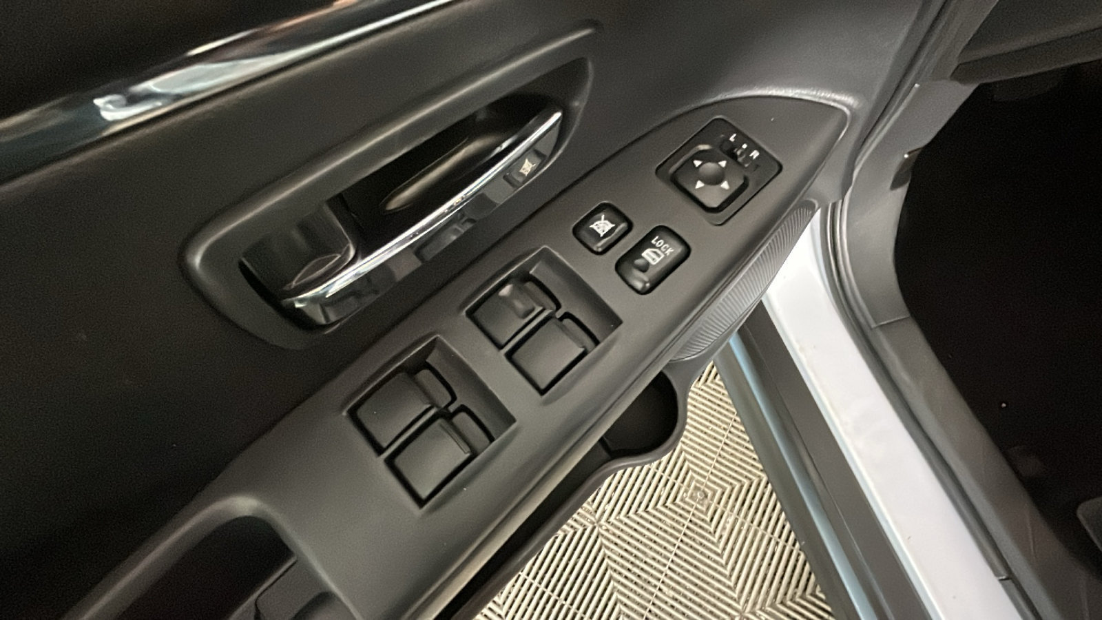 Used 2024 Mitsubishi Outlander Sport AWD image 11