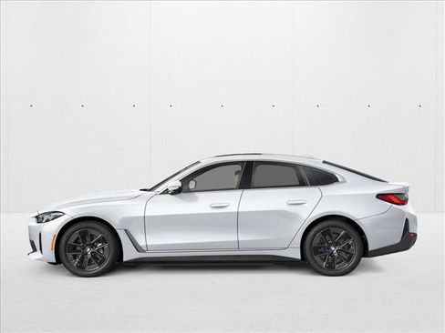 Used 2026 BMW i4 eDrive40 w/ Premium Package RWD image 3