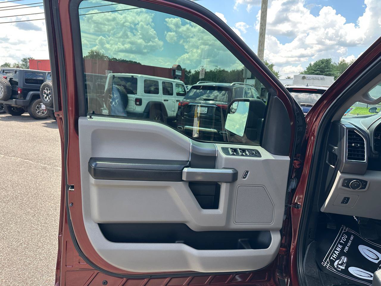 Used 2016 Ford F150 XLT w/ Equipment Group 301A Mid AWD/4WD image 15