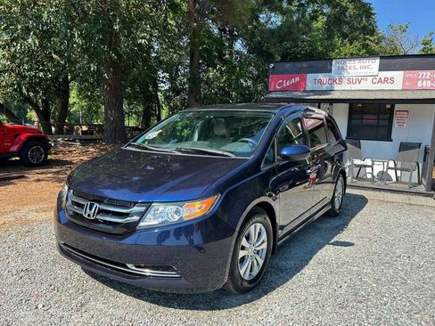 Used 2015 Honda Odyssey EX image 3