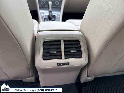 Used 2017 Volkswagen Golf Alltrack image 30