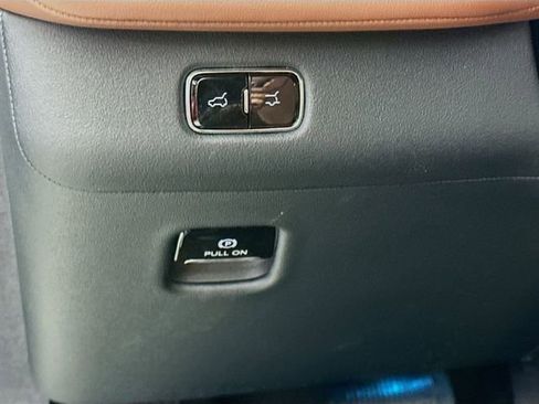 New 2026 Lincoln Navigator Reserve AWD/4WD image 11