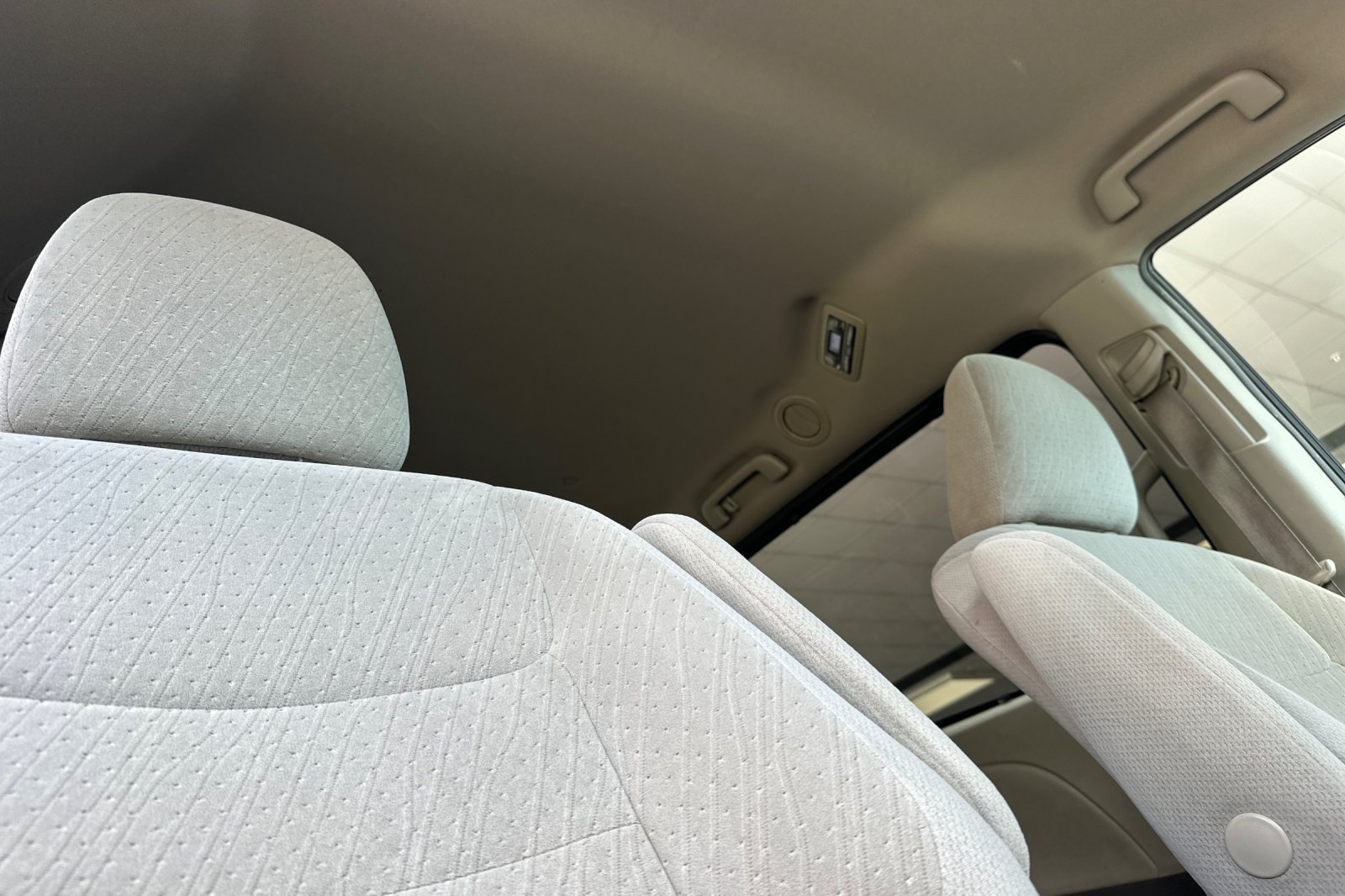 Used 2015 Toyota Sienna LE FWD image 21