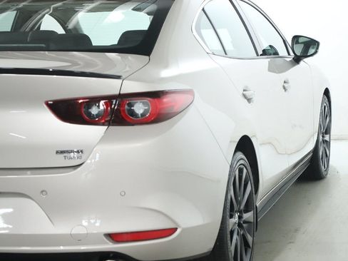 Used 2023 MAZDA MAZDA3 2.5 Turbo Sedan w/Premium Plus AWD/4WD image 45