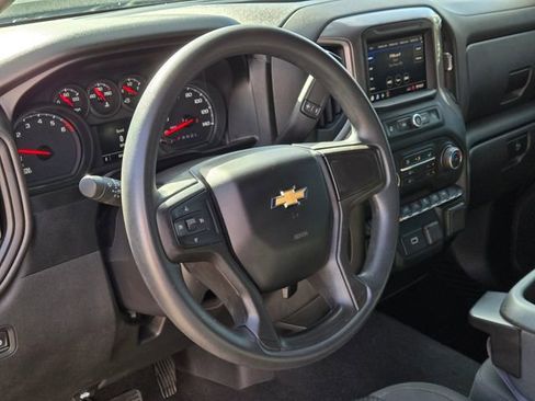 Used 2020 Chevrolet Silverado 1500 Custom w/ Custom Value Package RWD image 22