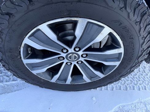 Used 2017 Nissan Armada SL w/ Moonroof Package image 21